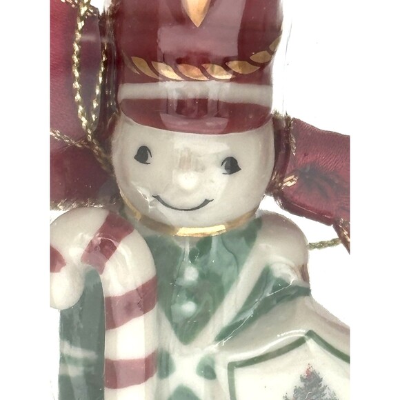 Spode Christmas Tree Soldier Ornament Porcelain w/ Shield Candy Cane NOS 2013 - Picture 7 of 9